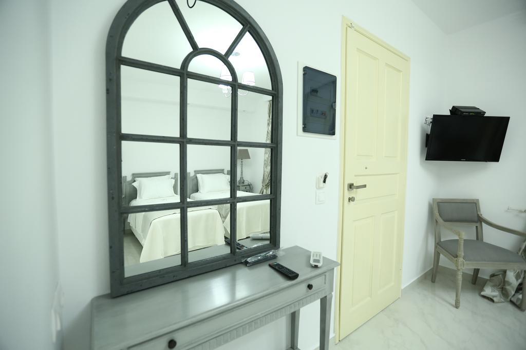 The White Suites Adamantas  Zimmer foto