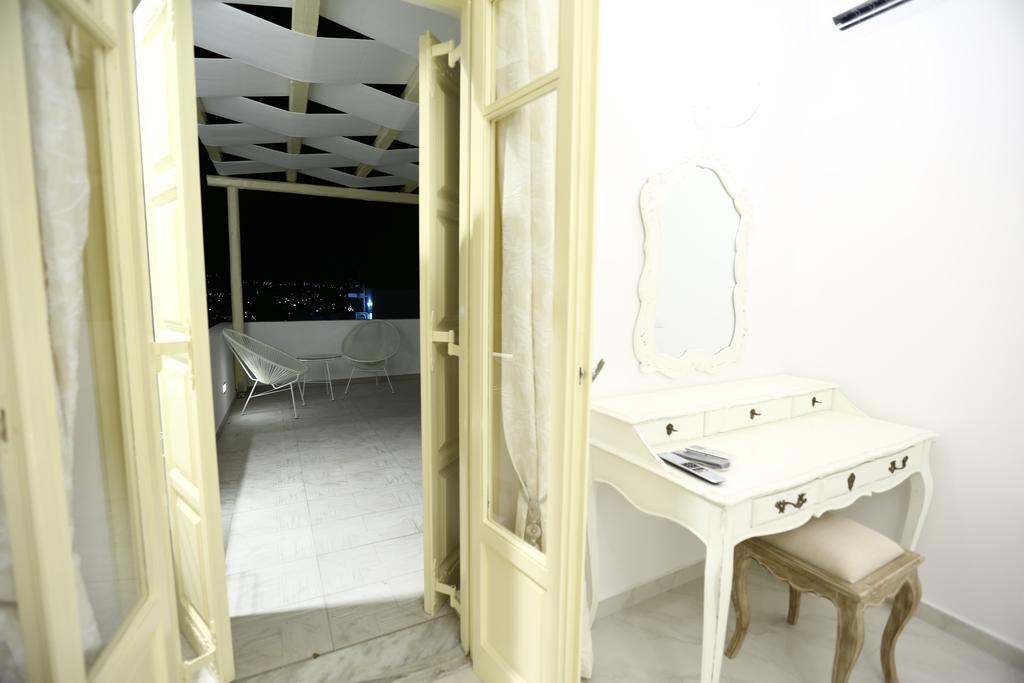The White Suites Adamantas  Zimmer foto
