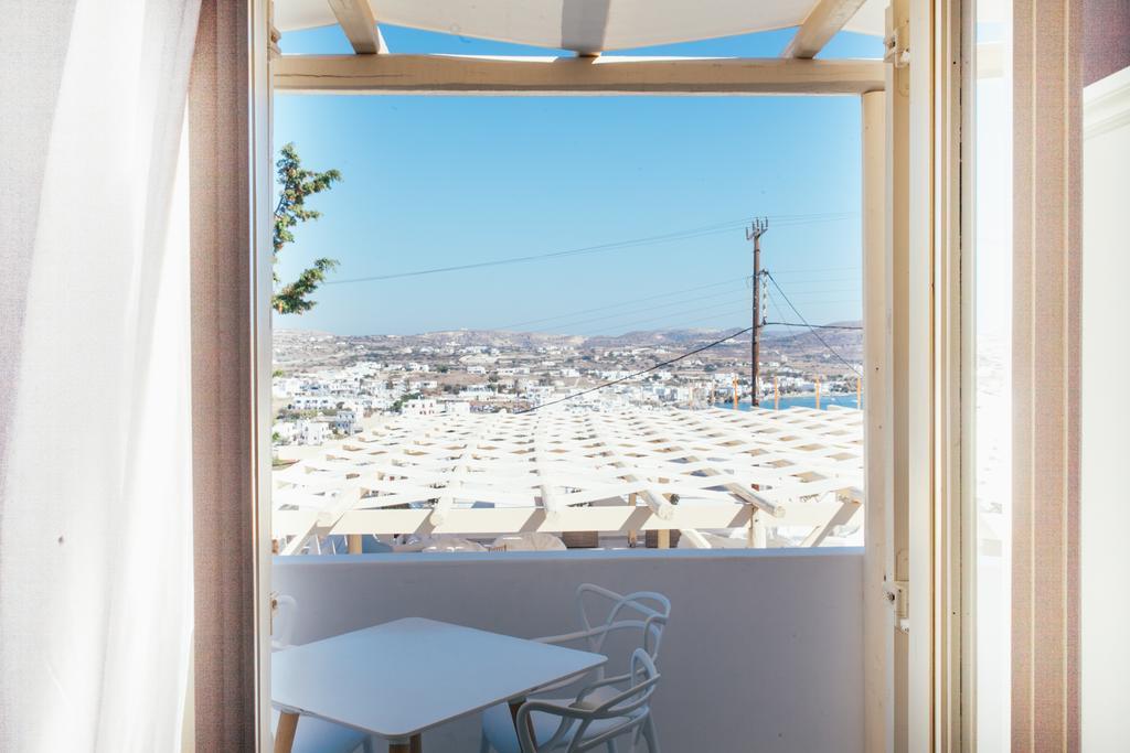 The White Suites Adamantas  Zimmer foto