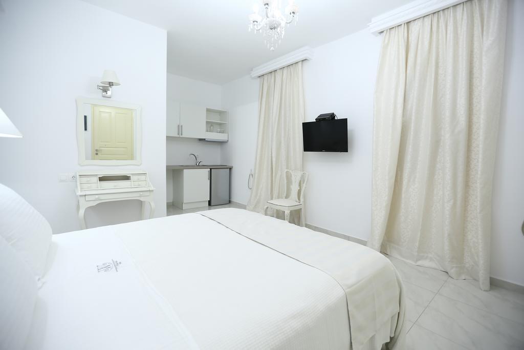 The White Suites Adamantas  Zimmer foto